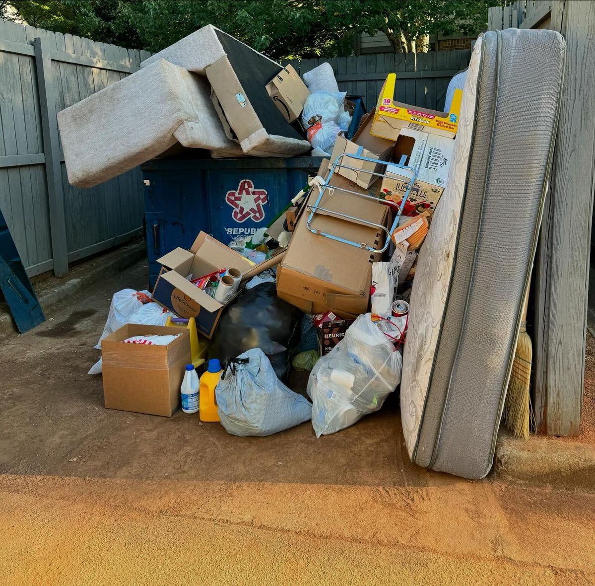 Bulk Item Pickup Services